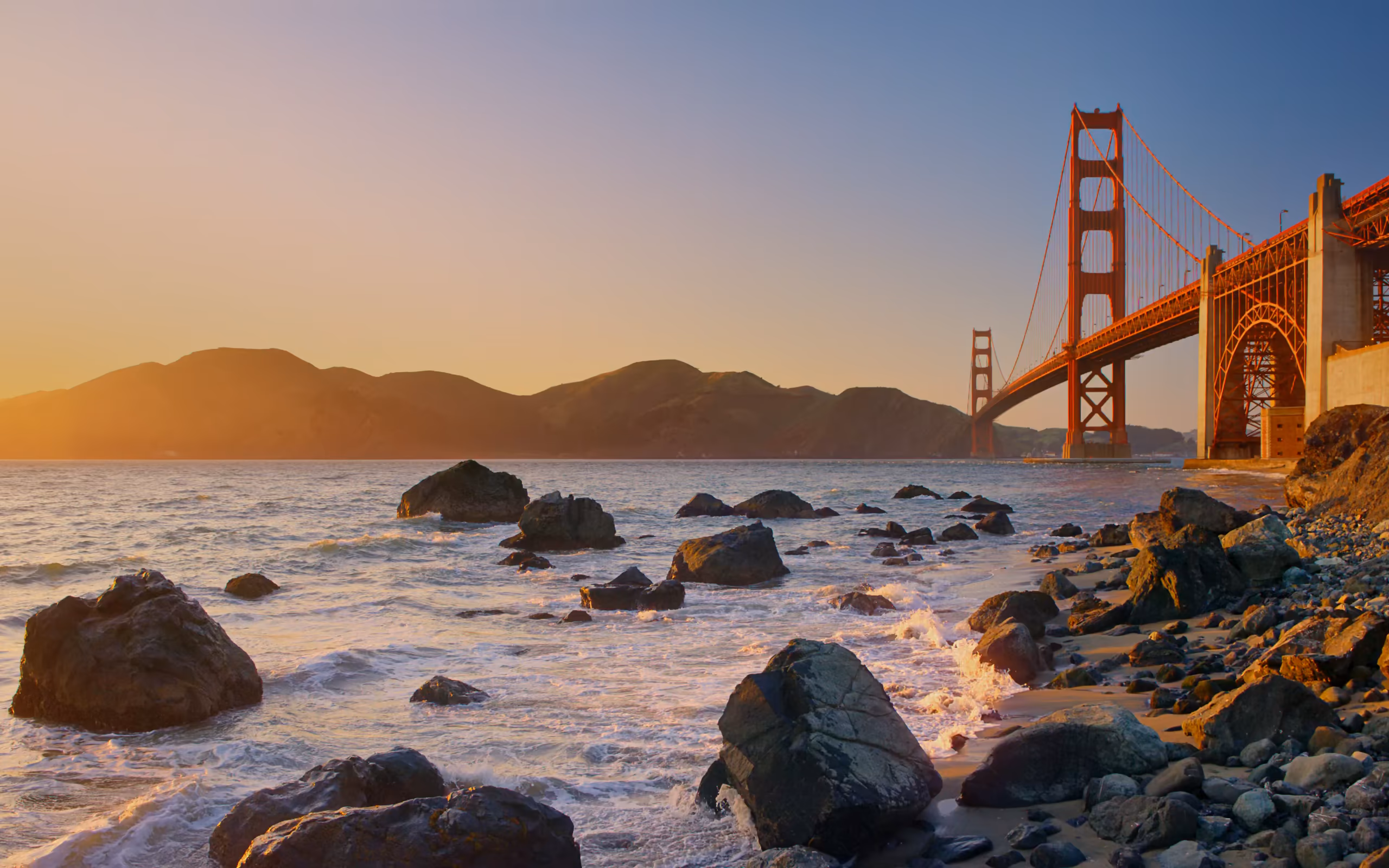 Golden Gate Bridge at sunset